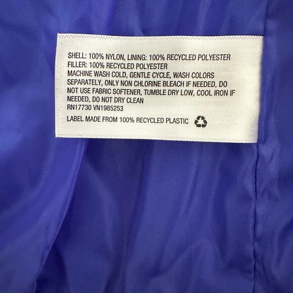 All in Motion Short Puffer Jacket - Picture 3 of 5